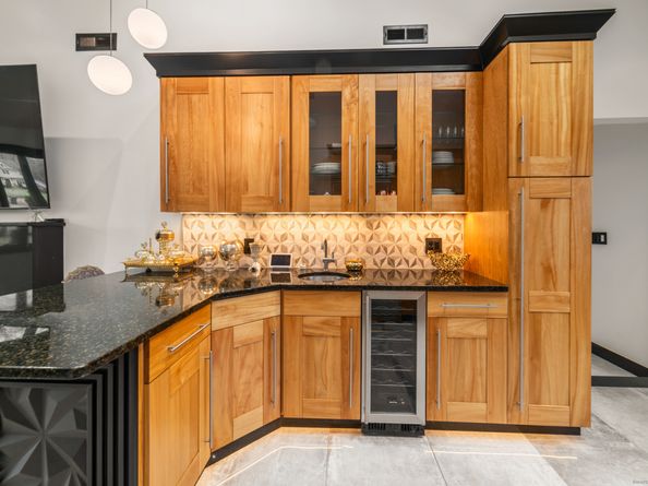 113 Woodbrook Drive, Stamford CT 06907