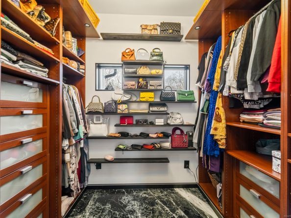 113 Woodbrook Drive, Stamford CT 06907