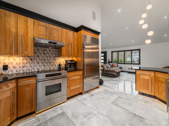 113 Woodbrook Drive, Stamford CT 06907