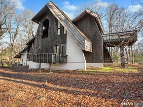 484 Cognewaugh Road, Greenwich CT 06807