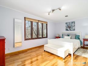 106 E Hunting Ridge Road, Stamford CT 06903