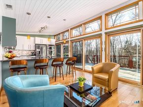 106 E Hunting Ridge Road, Stamford CT 06903