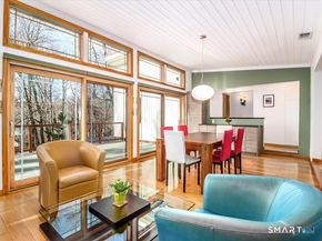 106 E Hunting Ridge Road, Stamford CT 06903