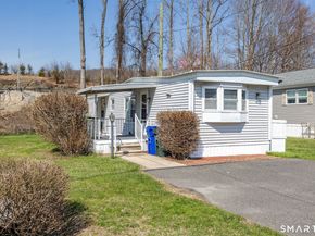 32 Greenlawn Drive, Danbury CT 06810