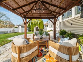 121 Ravencrest Drive, Stratford CT 06614