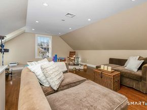 18 Auburn Street 18, Norwalk CT 06854