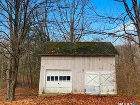 274 Lyons Plain Road, Weston CT 06883