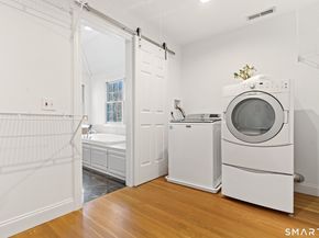 350 Chestnut Hill Road, Norwalk CT 06851