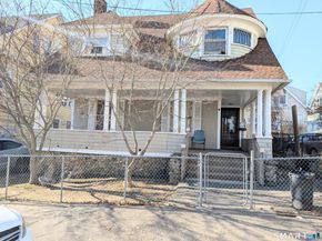 105 Washington Terrace, Bridgeport CT 06604