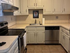 462 Glendale Avenue 11, Bridgeport CT 06606