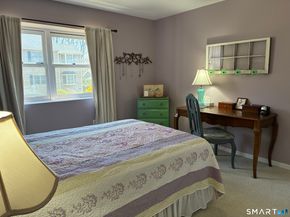 462 Glendale Avenue 11, Bridgeport CT 06606