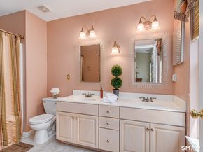 1804 Eaton Court 1804, Danbury CT 06811