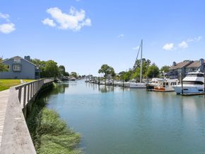 1 Island Drive 18, Norwalk CT 06855