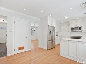 39 McIntosh Road, Stamford CT 06903