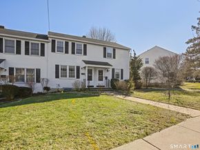 214 Sylvan Knoll Road 214, Stamford CT 06902