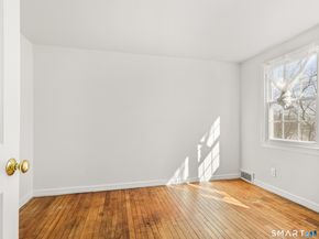 214 Sylvan Knoll Road 214, Stamford CT 06902