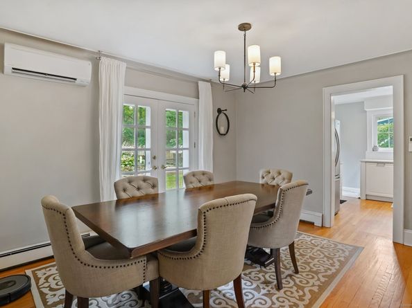 8 Gillies Lane, Norwalk CT 06854