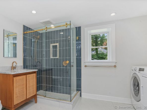 442 Pepper Ridge Road, Stamford CT 06905