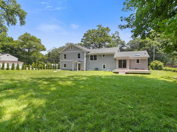 442 Pepper Ridge Road, Stamford CT 06905