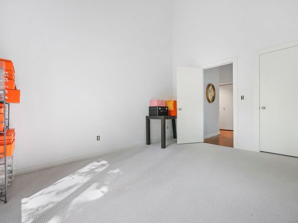 22 Blackberry Drive E, Stamford CT 06903