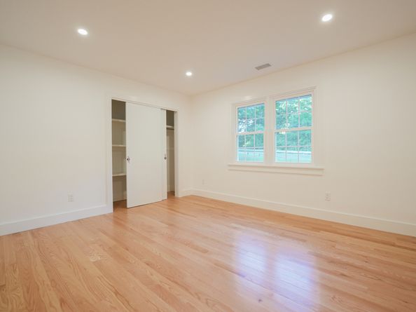 45 Frenchtown Road, Trumbull CT 06611