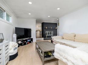 207 Hillcrest Road, Bridgeport CT 06606