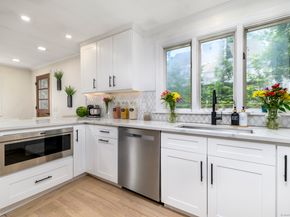 207 Hillcrest Road, Bridgeport CT 06606