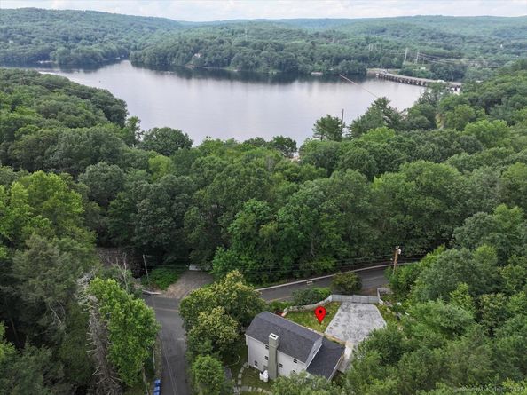 3 Brookside Trail, Monroe CT 06468