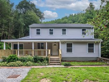 3 Brookside Trail