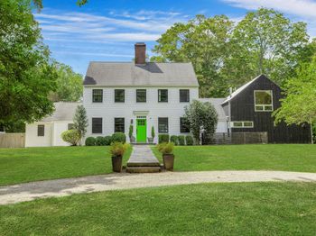 22 Huckleberry Lane