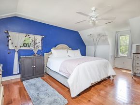 17 Grays Farm Road, Weston CT 06883