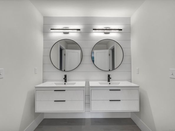 26 Wabuda Place, Shelton CT 06484