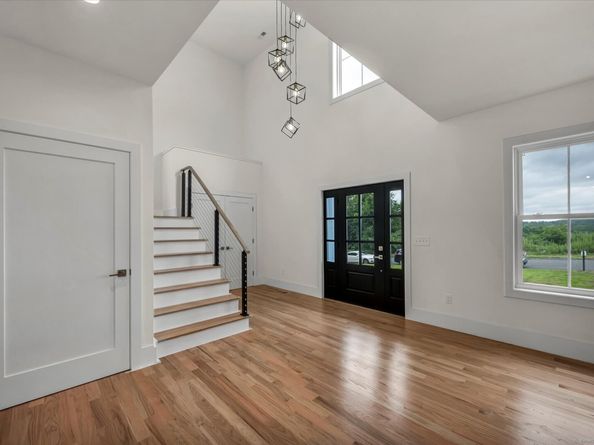 26 Wabuda Place, Shelton CT 06484