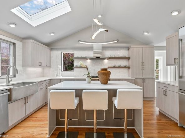 6 Tonetta Circle, Norwalk CT 06855