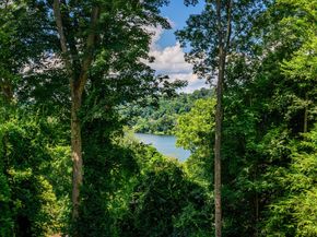 7 Lamont Road, New Fairfield CT 06812