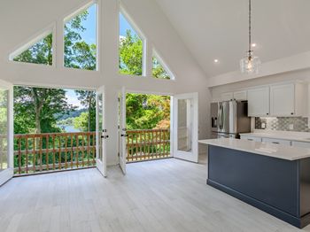 7 Lamont Road