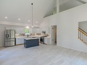7 Lamont Road, New Fairfield CT 06812