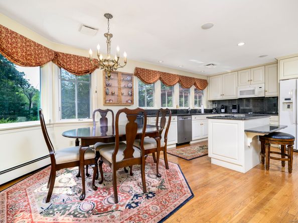 40 Caprice Drive, Stamford CT 06902