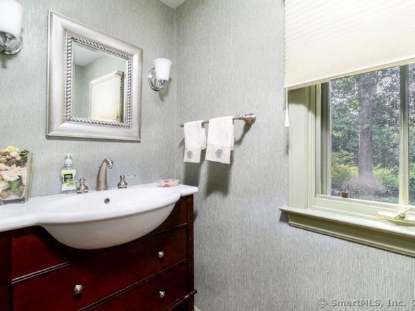 40 Caprice Drive, Stamford CT 06902