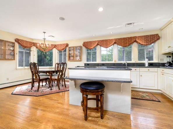 40 Caprice Drive, Stamford CT 06902