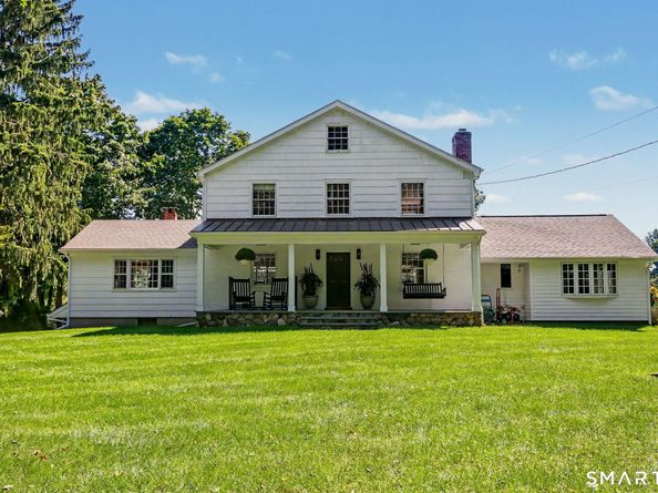 1835 Cross Highway, Fairfield CT 06824