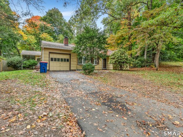 3 Juniper Circle, Trumbull CT 06611