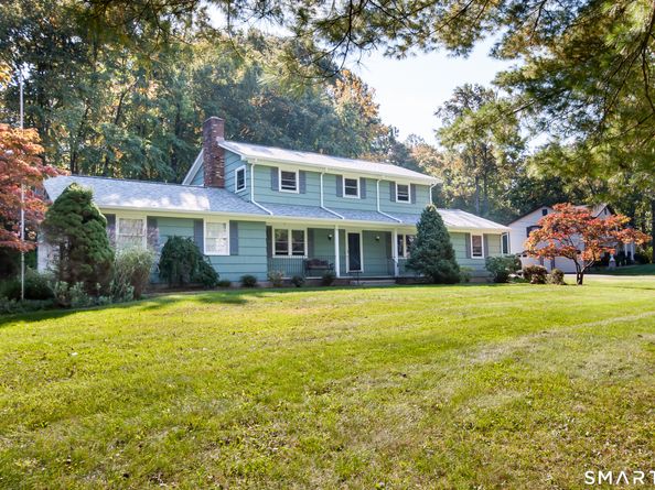 39 Hunters Ridge Road, Shelton CT 06484