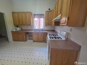 1428 6th Avenue, Oakland CA 94606