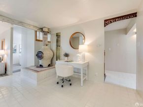 8665 Seneca Street, Oakland CA 94605