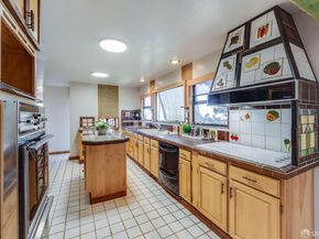 8665 Seneca Street, Oakland CA 94605