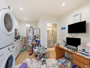 2737 Hyde Street, San Francisco CA 94109