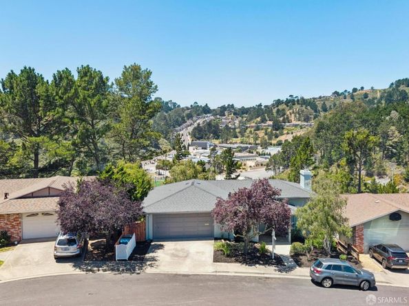 15 Picardo Court, Pacifica CA 94044
