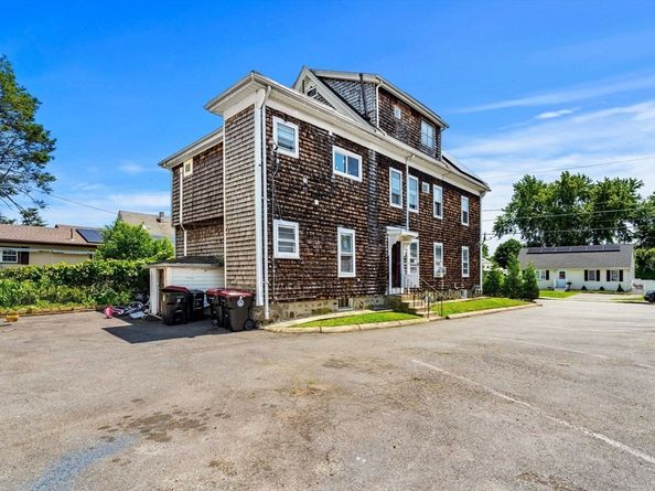 34 Provost St, Brockton MA 02302