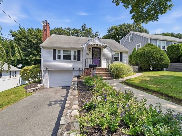 3 Linden Ave, Salem MA 01970